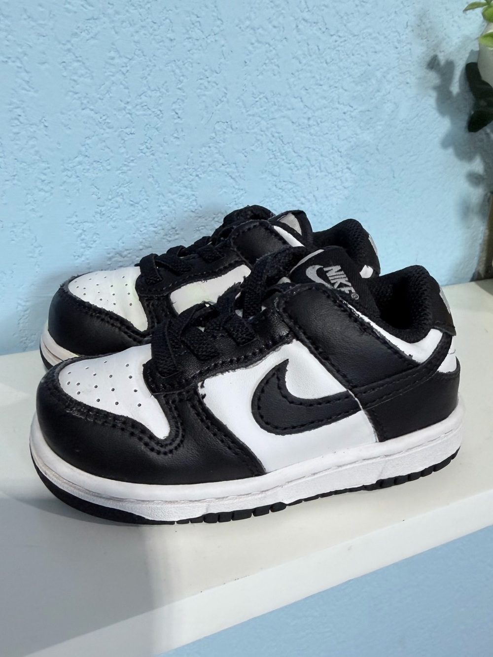 Nike Kids Black and White Low-Top Sneakers with Swoosh